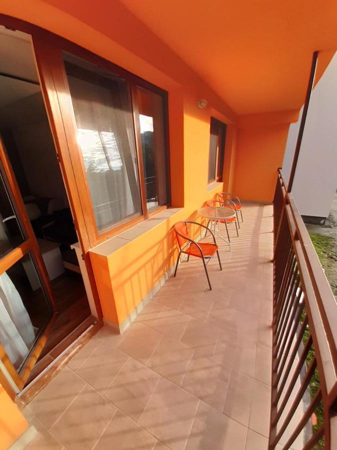 Hotel Felicia Kaluža Exterior foto